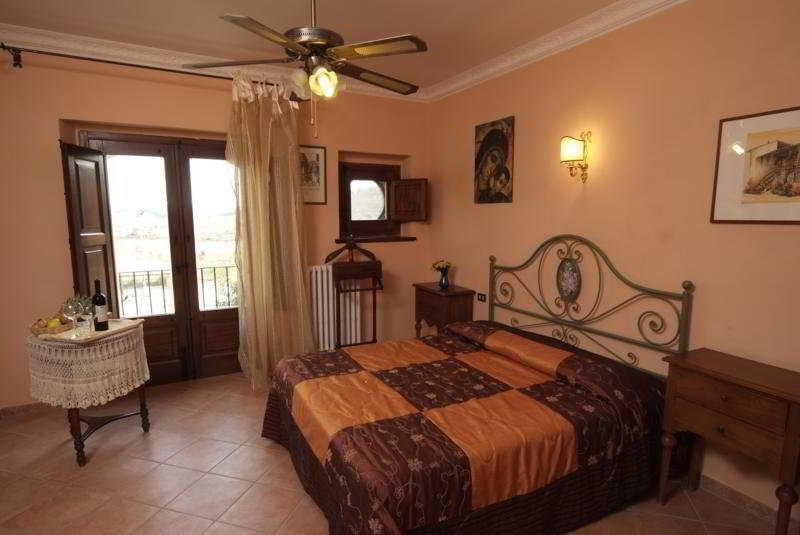 فندق أجريتوريسمو جيجليوتو San Cono المظهر الخارجي الصورة