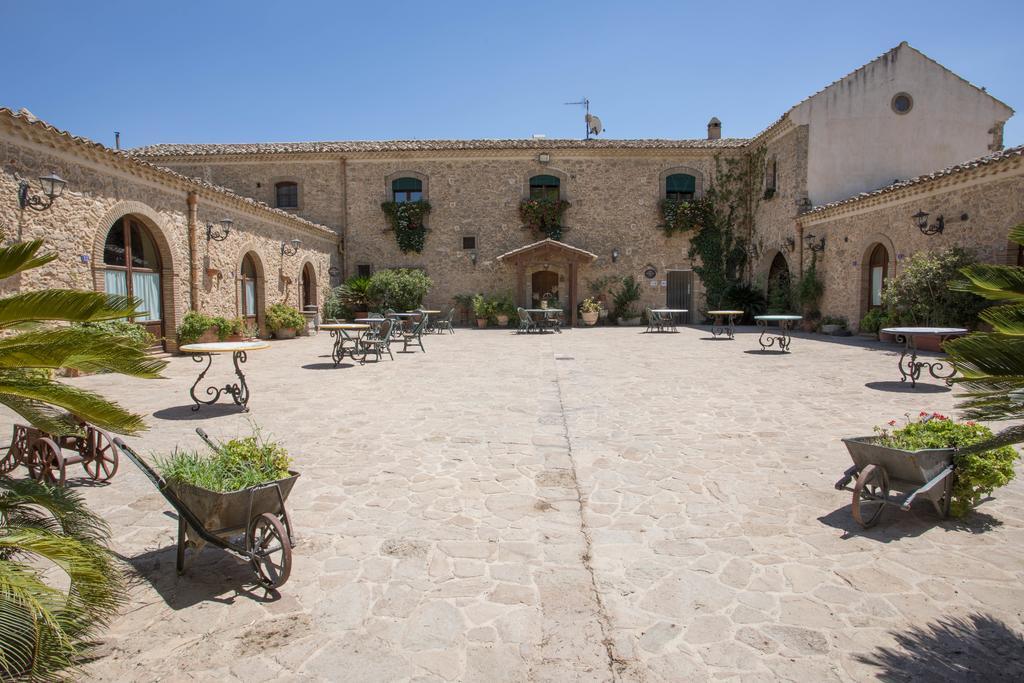 فندق أجريتوريسمو جيجليوتو San Cono المظهر الخارجي الصورة